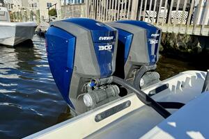 33ft Hydra Sports Yacht For Sale