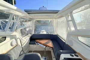 30ft Nimbus Yacht For Sale