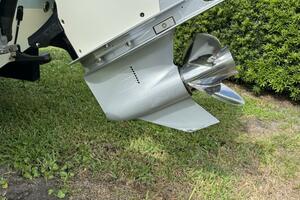 23ft Boston Whaler Yacht For Sale