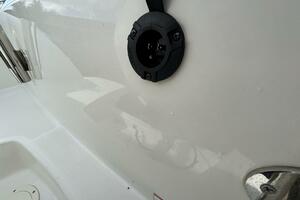 23ft Boston Whaler Yacht For Sale