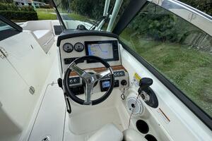 23ft Boston Whaler Yacht For Sale