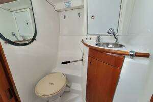 1996 Beneteau 42s7 thumbnail 35
