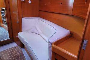 1996 Beneteau 42s7 thumbnail 42