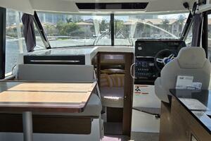 34ft Jeanneau Yacht For Sale