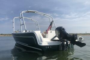 VENETIAN VISION 2 24ft Custom Yacht For Sale