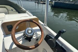 VENETIAN VISION 2 24ft Custom Yacht For Sale