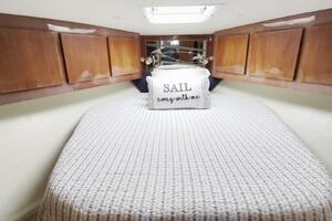 Egg Harbor 37 VALAHSEA - Master Stateroom