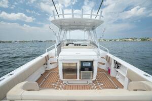 35ft Intrepid Yacht For Sale