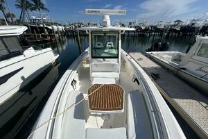 THE HOMESTRETCH  32ft Boston Whaler Yacht For Sale