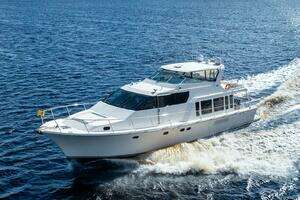 2009 Pacific Mariner 65 Motor Yacht thumbnail 11