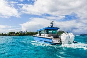 37ft Axopar Yacht For Sale