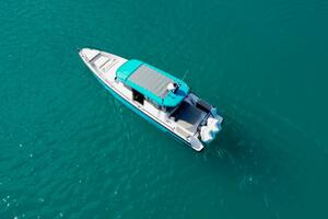37ft Axopar Yacht For Sale