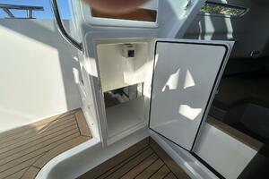 30ft Nimbus Yacht For Sale