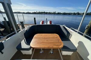 30ft Nimbus Yacht For Sale