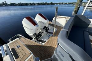 30ft Nimbus Yacht For Sale