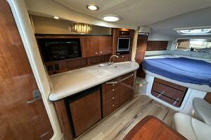 34ft Sea Ray Yacht For Sale