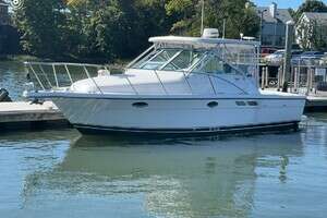 2005 Tiara Yachts 2900 Open thumbnail 1