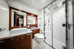 2021 Sirena 64- DESTIN-E- Guest Head