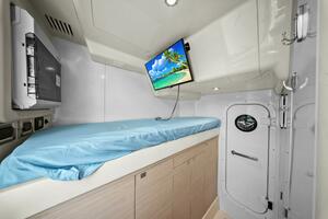 2021 Sirena 64- DESTIN-E- Crew Stateroom