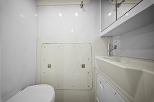 2021 Sirena 64- DESTIN-E- Crew Head