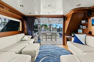 2021 Sirena 64- DESTIN-E- Salon 