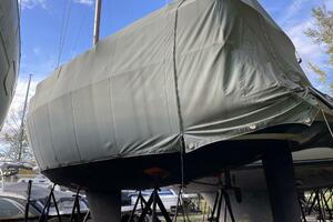 BONDVILLE HOLIDAY 33ft Pearson Yacht For Sale