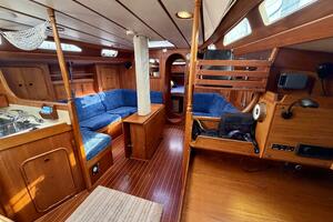 Pacific Pearl 48ft Oyster Yacht For Sale
