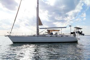 Pacific Pearl 48ft Oyster Yacht For Sale