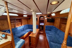 Pacific Pearl 48ft Oyster Yacht For Sale