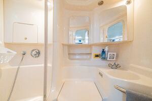 Within Tolerance 38ft Sea Ray Yacht For Sale