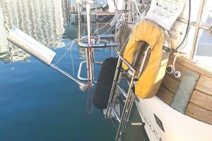 SOLIS 43ft Hans Christian Yacht For Sale