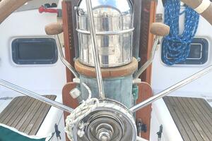 SOLIS 43ft Hans Christian Yacht For Sale