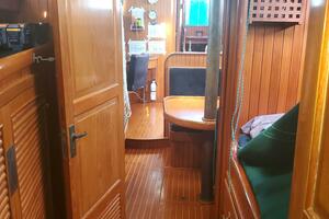 SOLIS 43ft Hans Christian Yacht For Sale