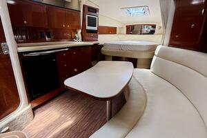 32ft Sea Ray Yacht For Sale