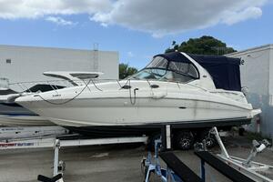 2004 Sea Ray 320 Sundancer thumbnail 1