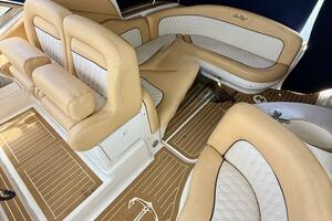 32ft Sea Ray Yacht For Sale