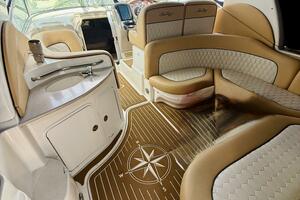 32ft Sea Ray Yacht For Sale