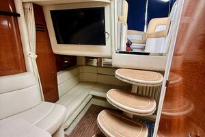 32ft Sea Ray Yacht For Sale