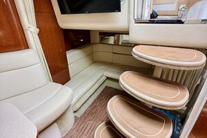 32ft Sea Ray Yacht For Sale