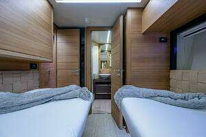 2014 Pershing Pershing 92 thumbnail 21