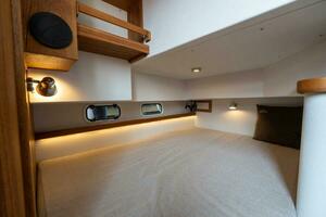 800k    900k Stock 8 32ft Targa Yacht For Sale