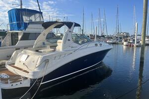 2005 Sea Ray 320 Sundancer