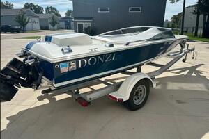 18ft Donzi Yacht For Sale