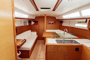 PRIMO 38ft Jeanneau Yacht For Sale