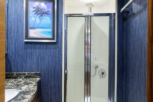 2023 Viking 64 Convertible - Head