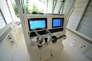 32ft World Cat Yacht For Sale