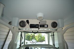 32ft World Cat Yacht For Sale