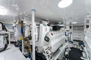 2021 Viking 54 Convertible HAMMERHEADS Engine Room