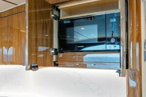 2021 Viking 54 Convertible HAMMERHEADS Salon