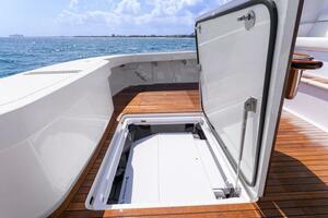 2021 Viking 54 Convertible HAMMERHEADS Cockpit